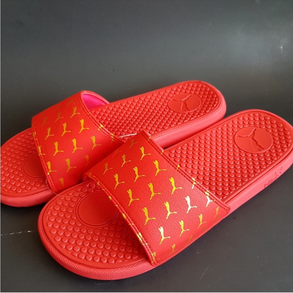 PUMA COOL CAT BOLD 2 SLIDES SLIDE SANDALS RED METALLIC GOLD CATS sizes 8 & 9
